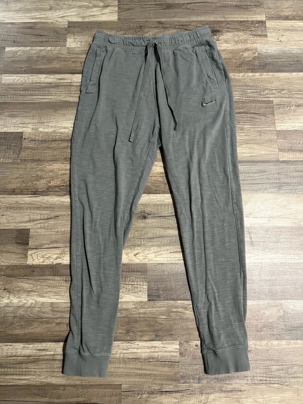 Nike Men’s Olive Green/Grey Cotton Joggers Pockets and Drawstring Size Medium